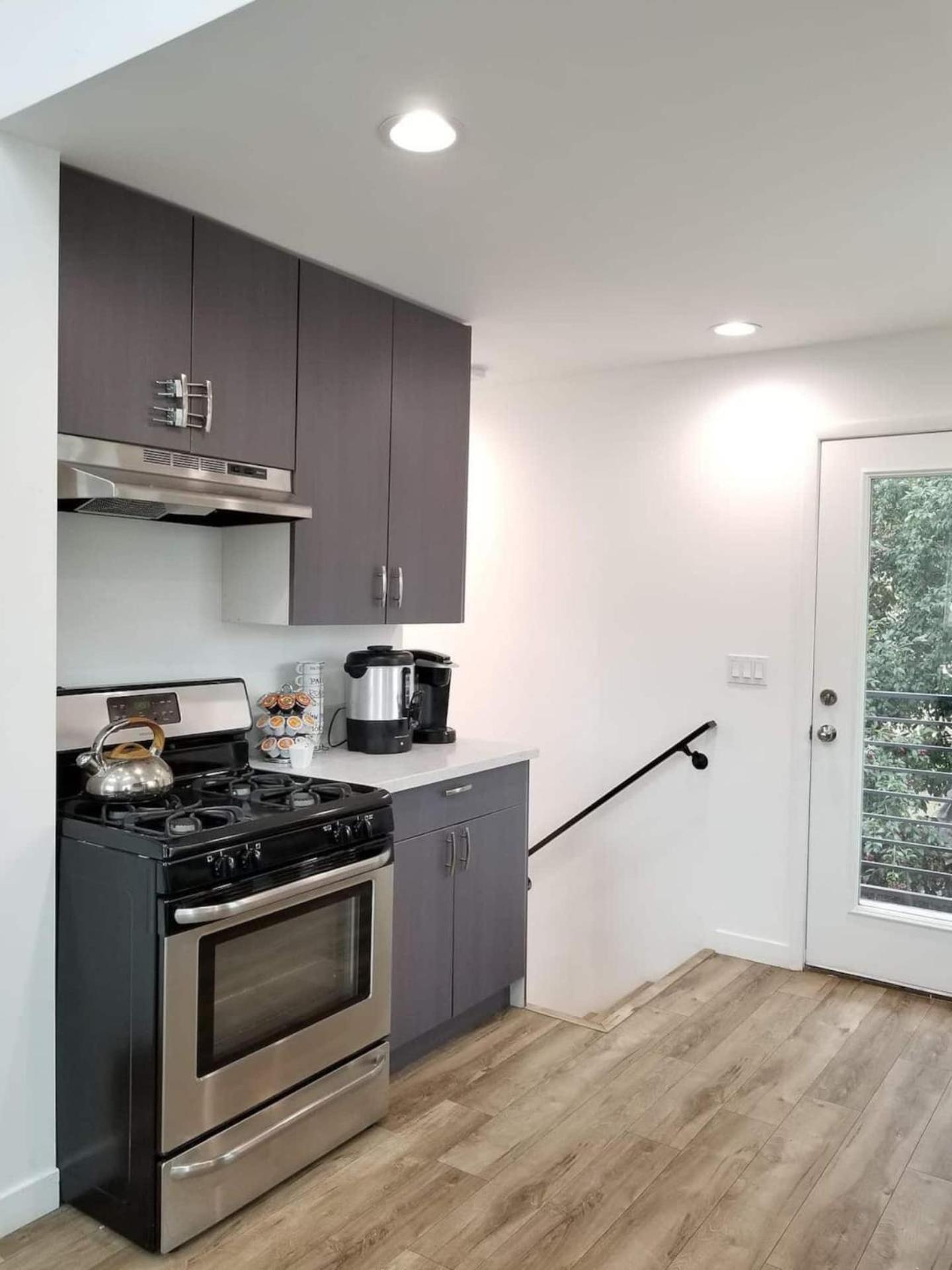 Kobe Bryant-themed 3 Bedroom With Hot Tub 10 Minutes From Rodeo Drive Holiday home