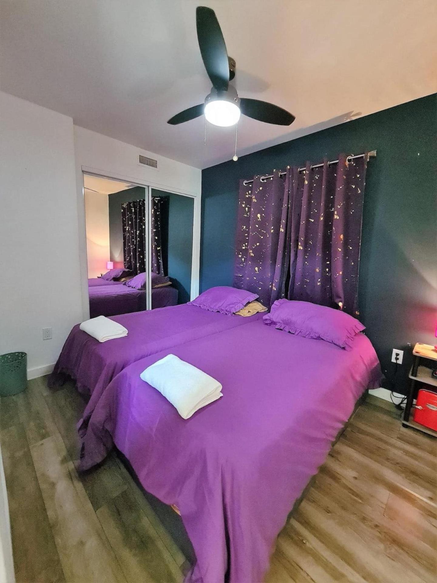 Kobe Bryant-themed 3 Bedroom With Hot Tub 10 Minutes From Rodeo Drive Holiday home