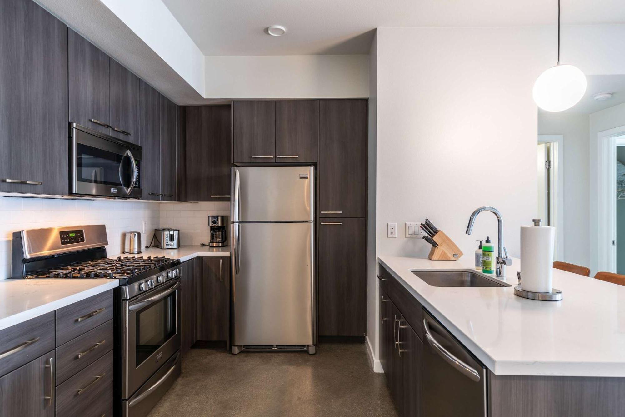 Apartment New 2br Mid Century An Los Angeles