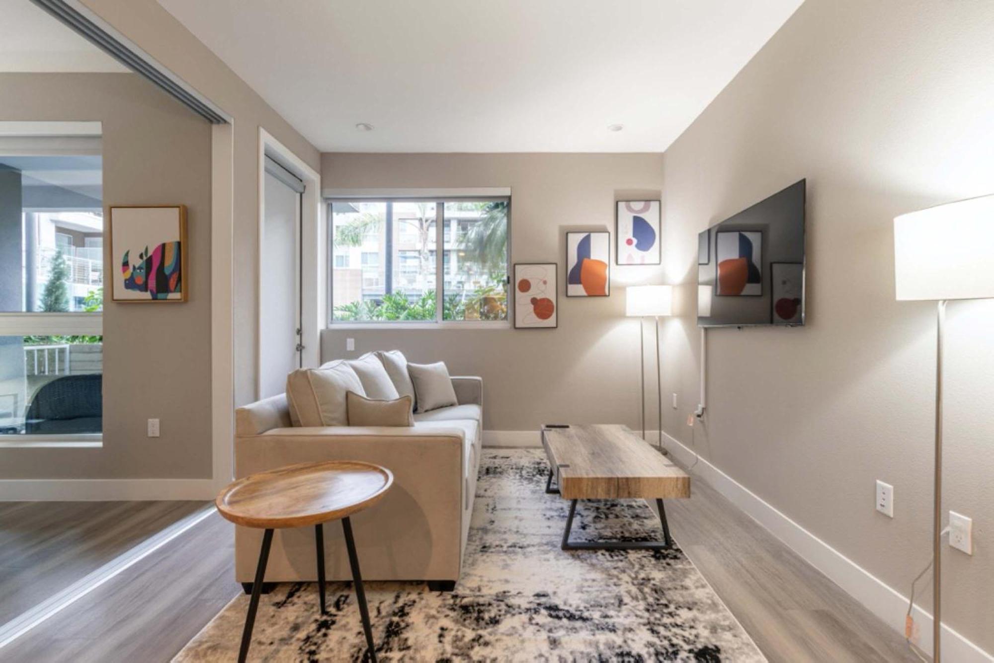 Modern Luxury Avl Los Angeles