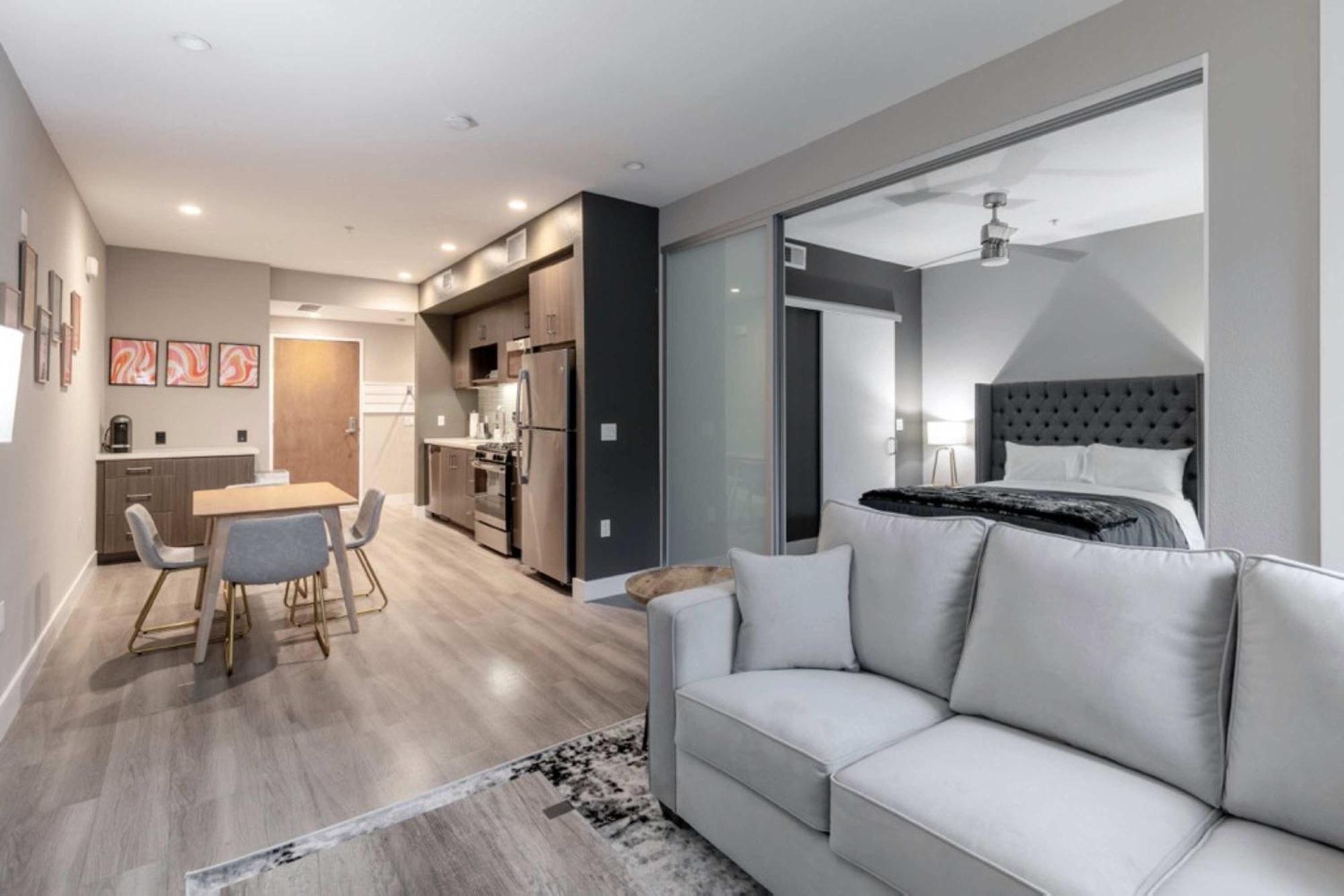 Modern Luxury Avl Apartment Los Angeles