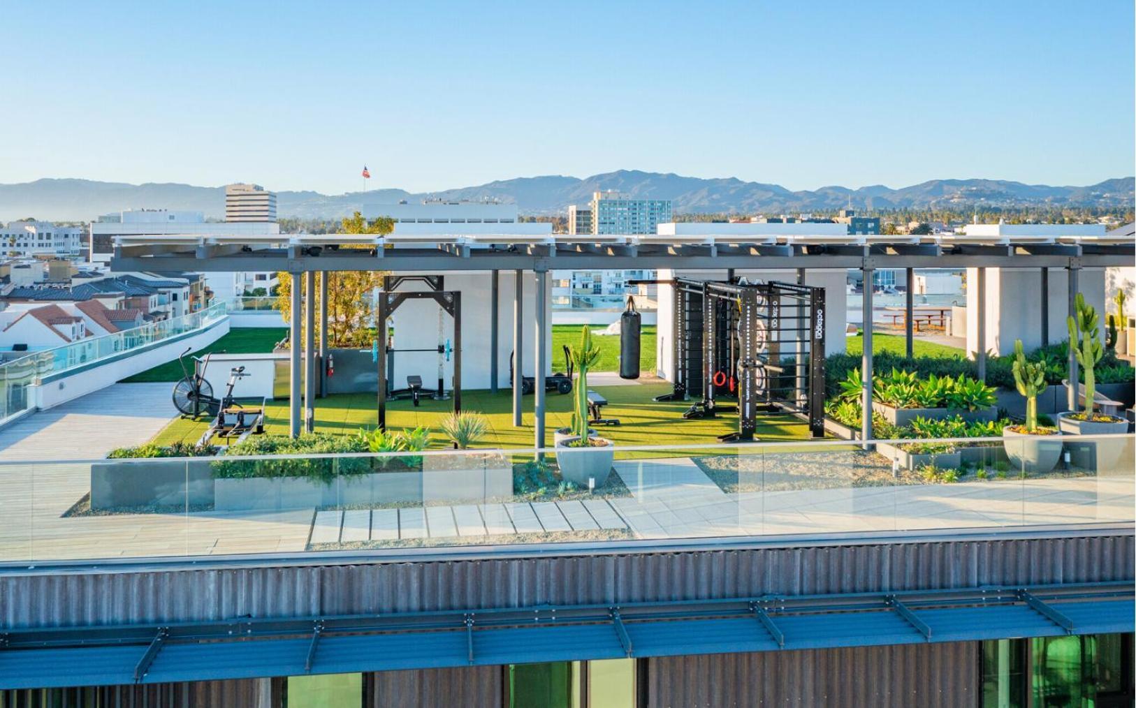 Apartamento The Sapphire Nest - Spectacular Rooftop Amenities Ocean Views 2br