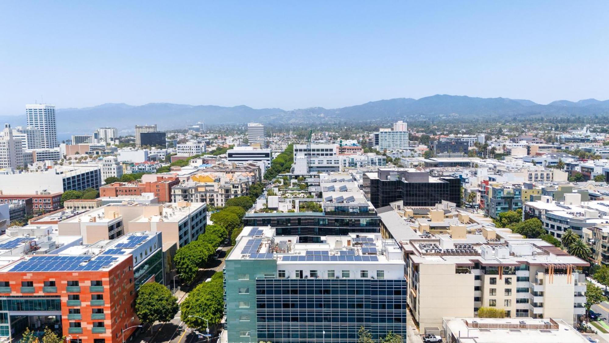 The Sapphire Nest - Spectacular Rooftop Amenities Ocean Views 2br * Los Angeles