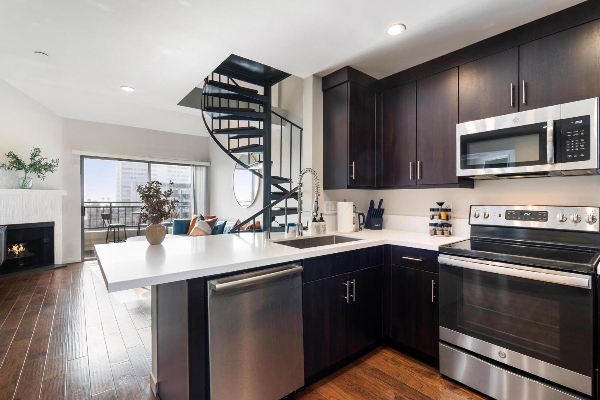 The Garnet - Full Ocean View 2br W Private Rooftop *