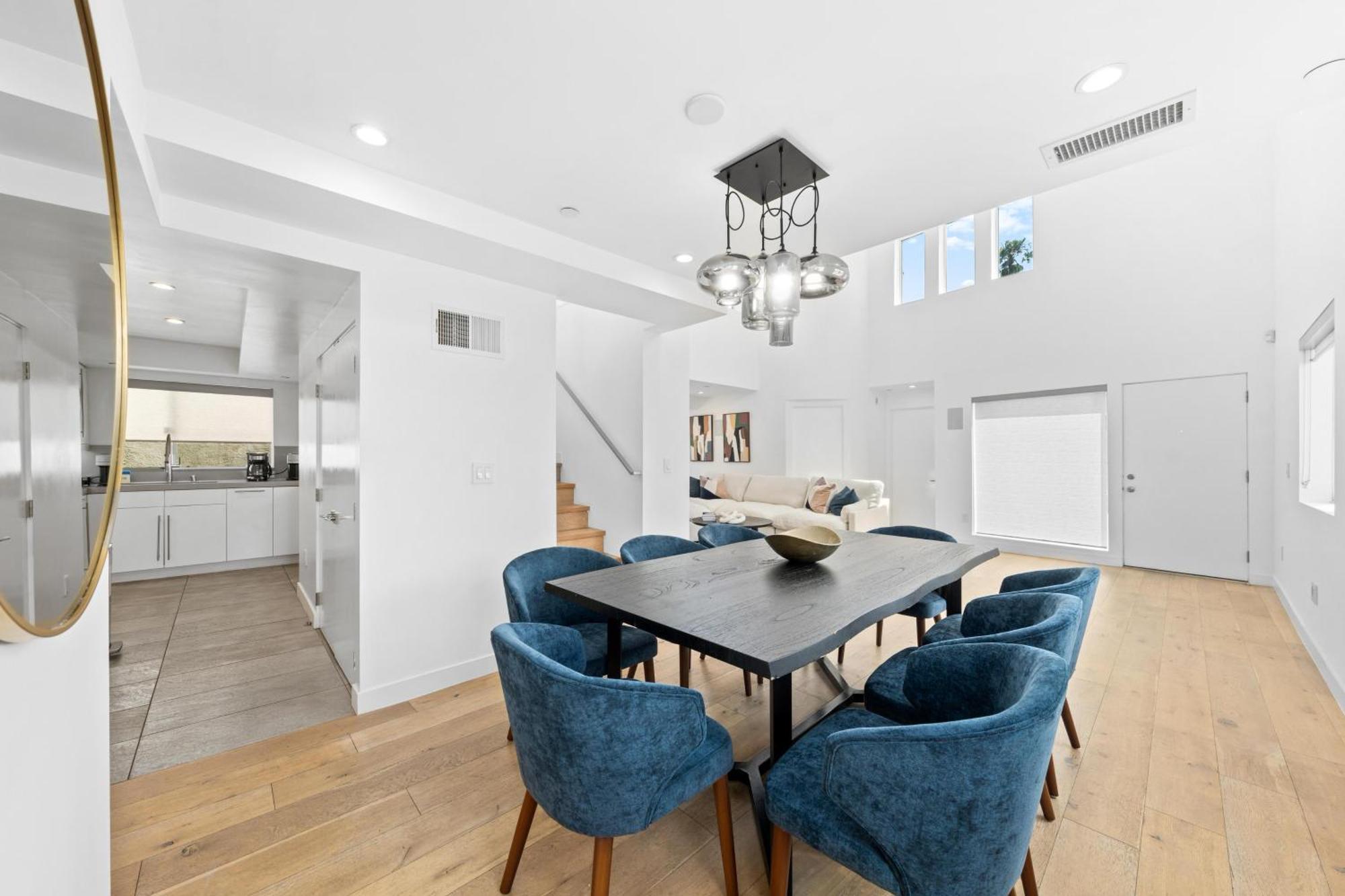 The Diamond Dune - Upscale 3 Level 4br Terrace Santa Monica Apartment Los Angeles