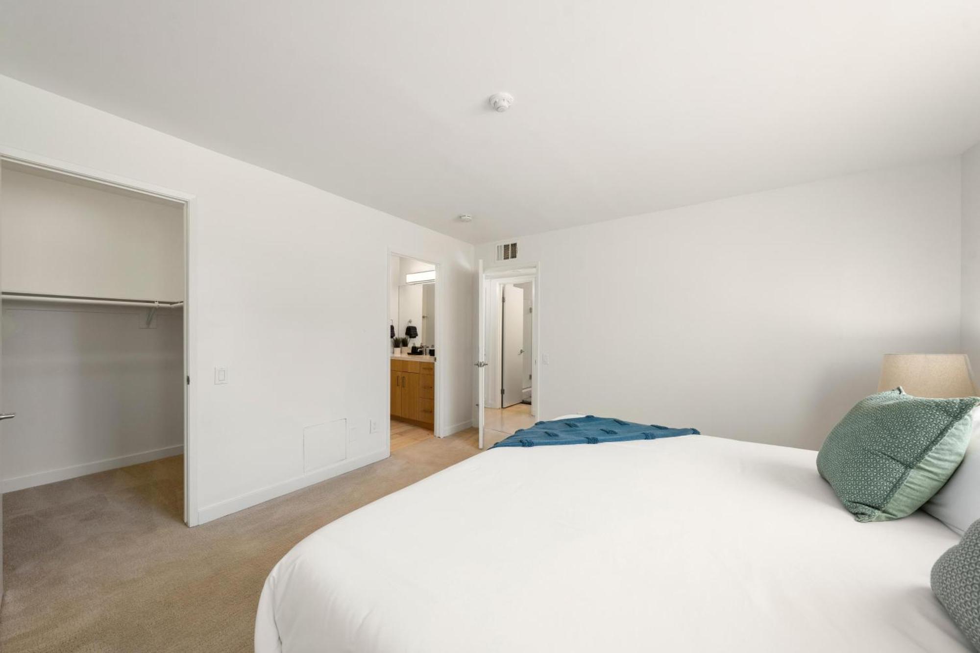 Unaluma 2br Retreat Santa Monica Prime Location *