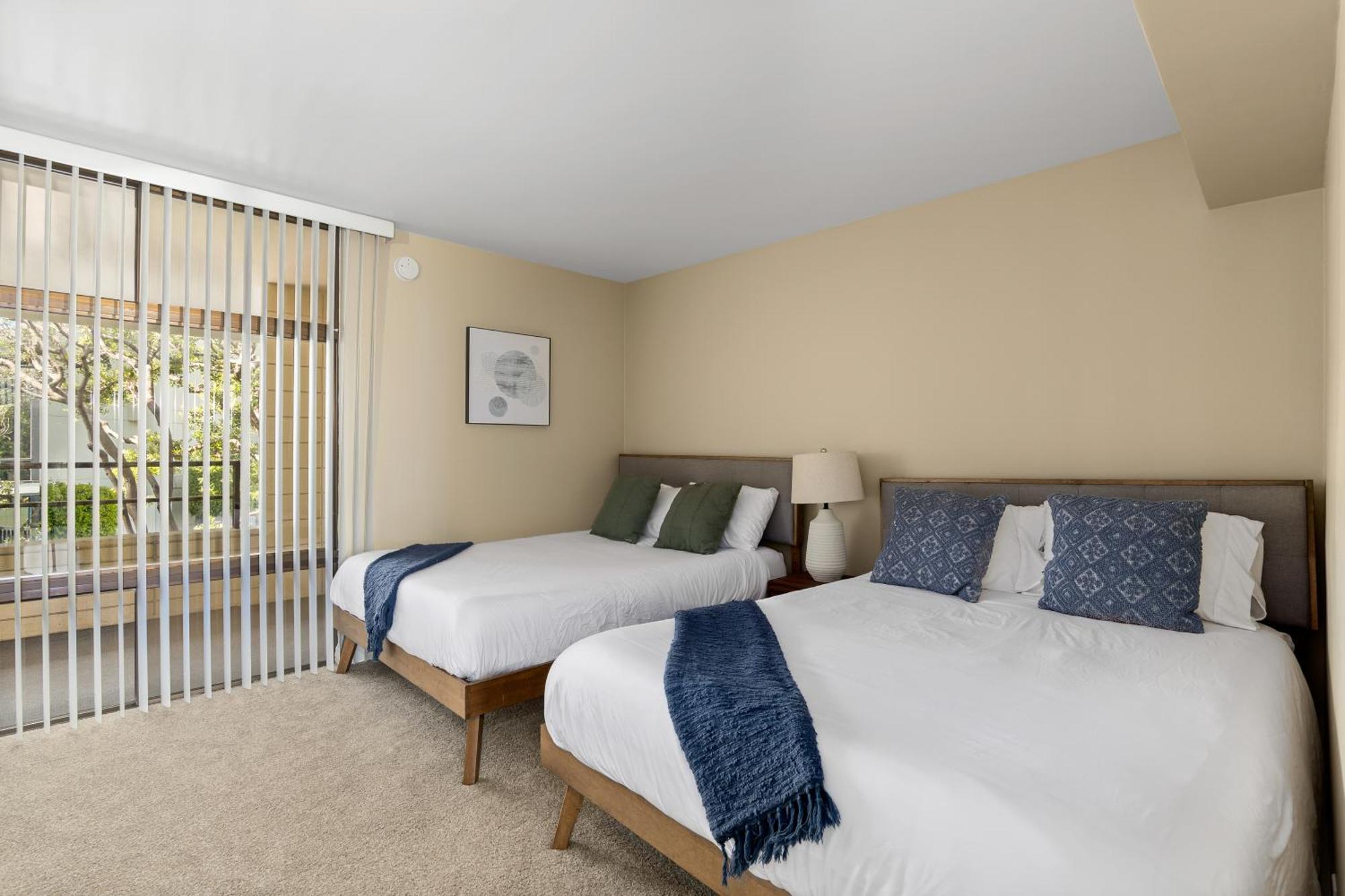 Aquamarine Escape - Spectacular Marina Views 2br Rooftop Pool *