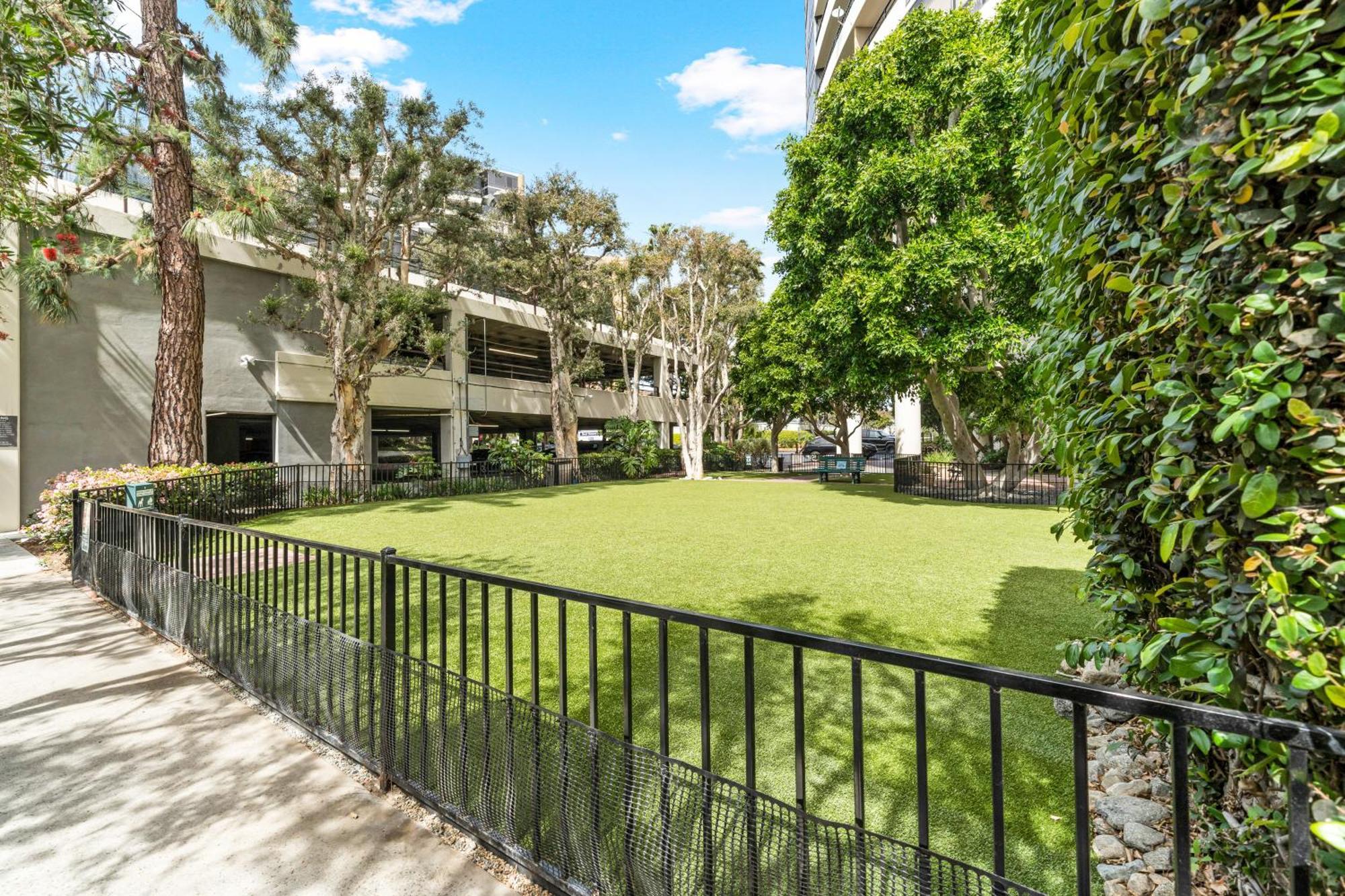 Apartment Aquamarine Escape - Spectacular Marina Views 2br Rooftop Pool *