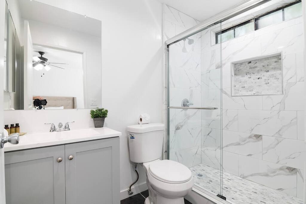 Apartment 2br Bonus And Pool Access Near Universal