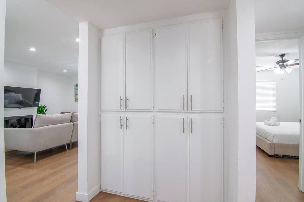 2br Bonus And Pool Access Near Universal Apartment *