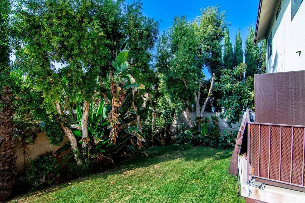 Apartment 2br Bonus And Pool Access Near Universal