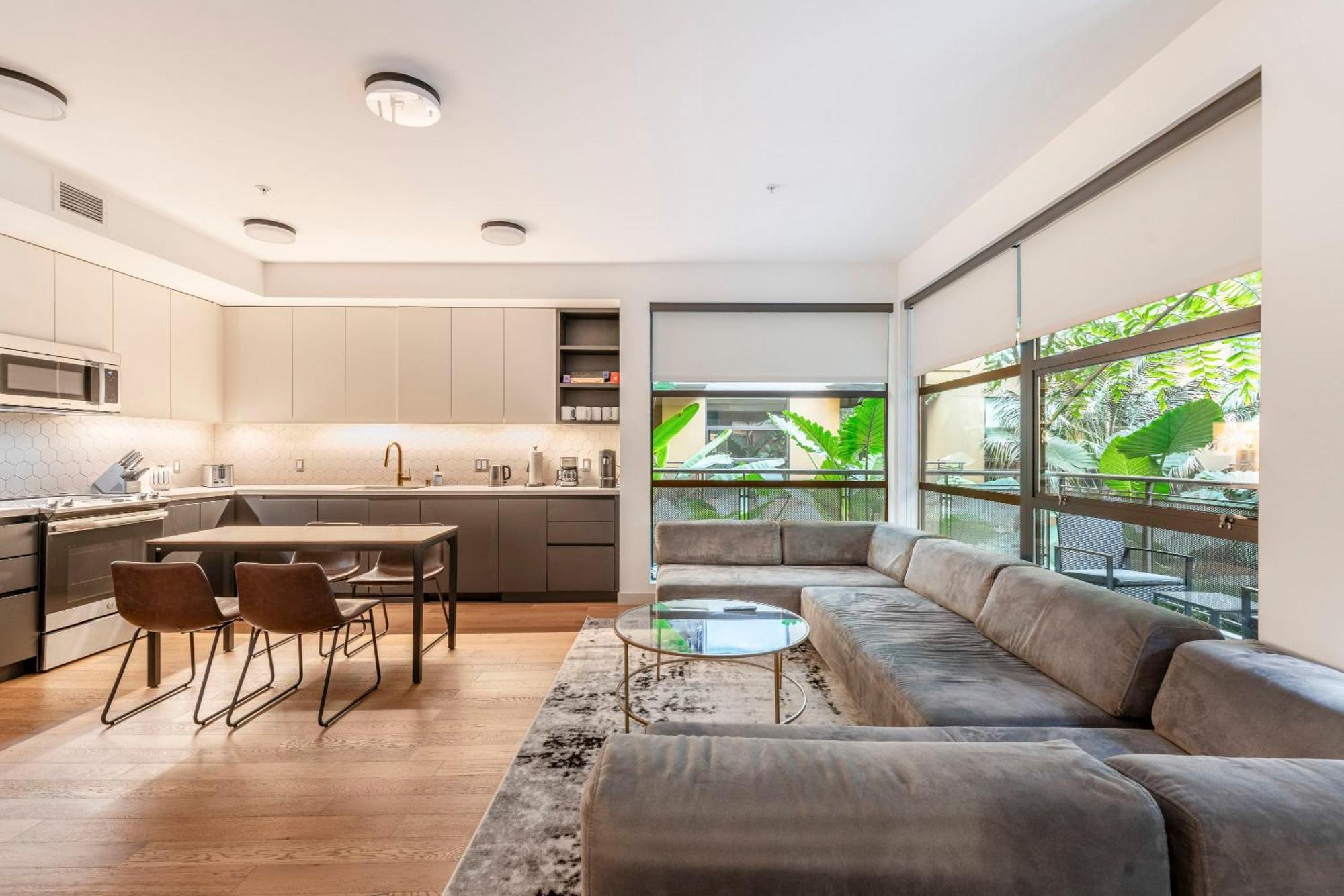 2br Peaceful Hollywood Oasis El *