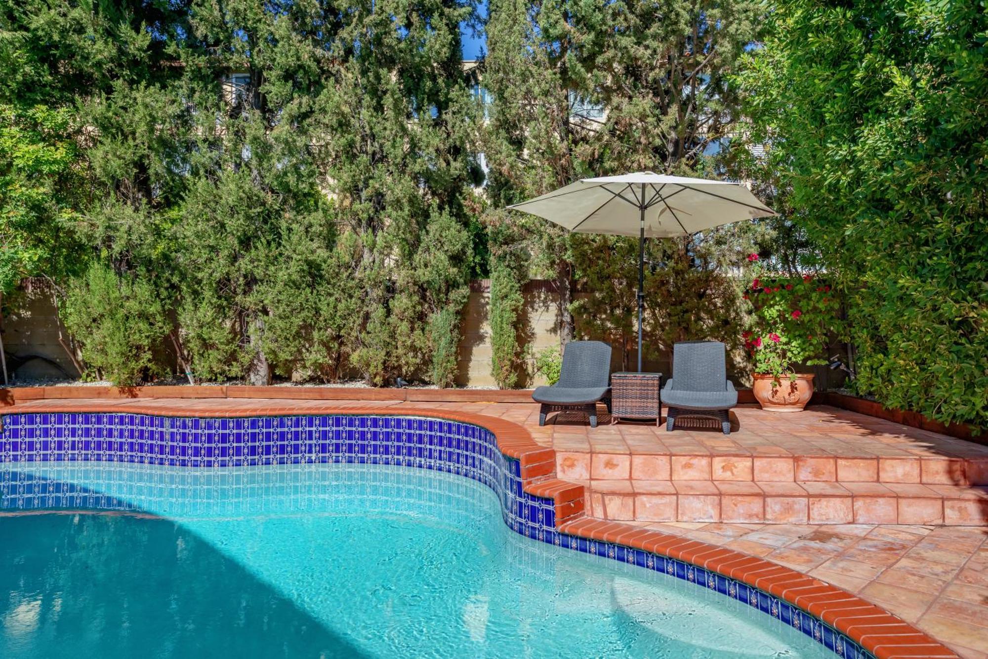 Tranquil Getaway Retreat Sleeps 8 Guest *