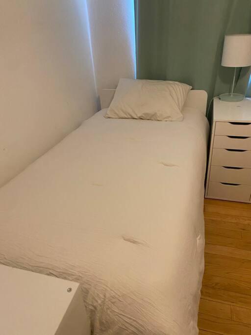 Angeles Serenity, A Reseda Family Holiday home