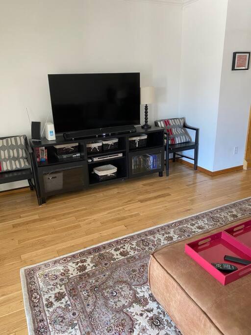 Angeles Serenity, A Reseda Family Holiday home Los Angeles