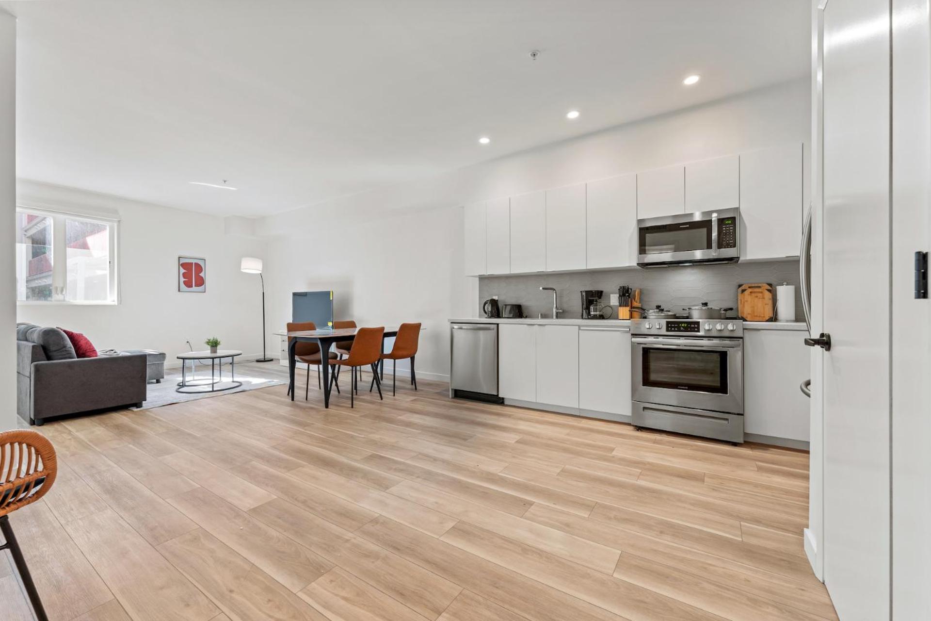 Stylish La Prime Location In Wilshire Blvd * Los Angeles