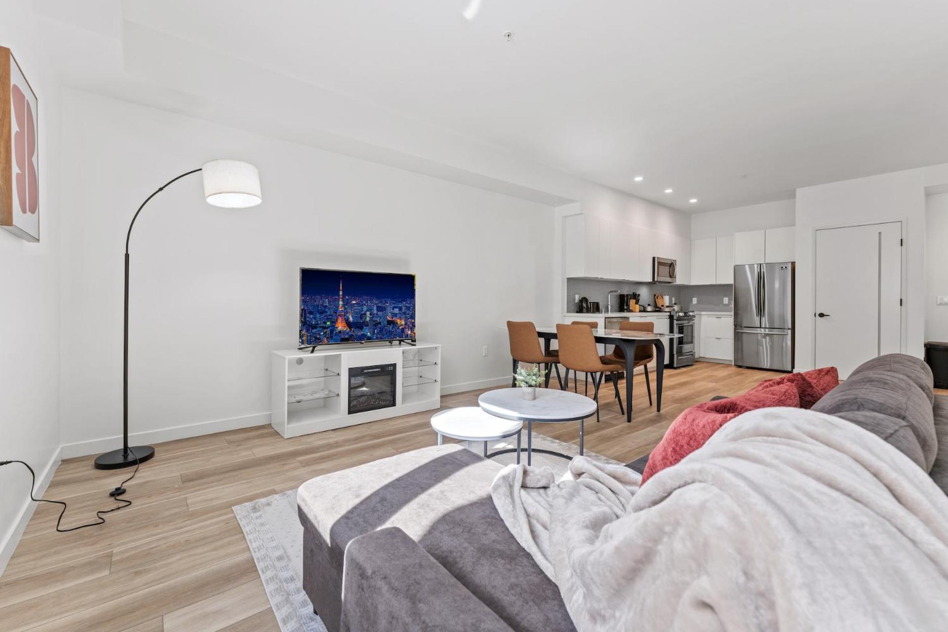 Stylish La Prime Location In Wilshire Blvd * Los Angeles