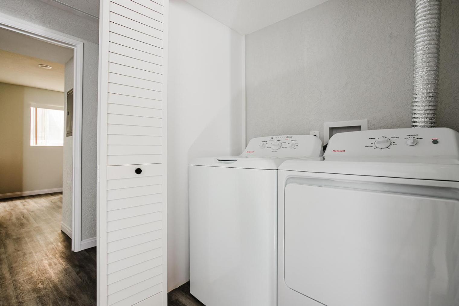 Blueground Westwood 2bd Fully Furnished Lax-1279 Los Angeles