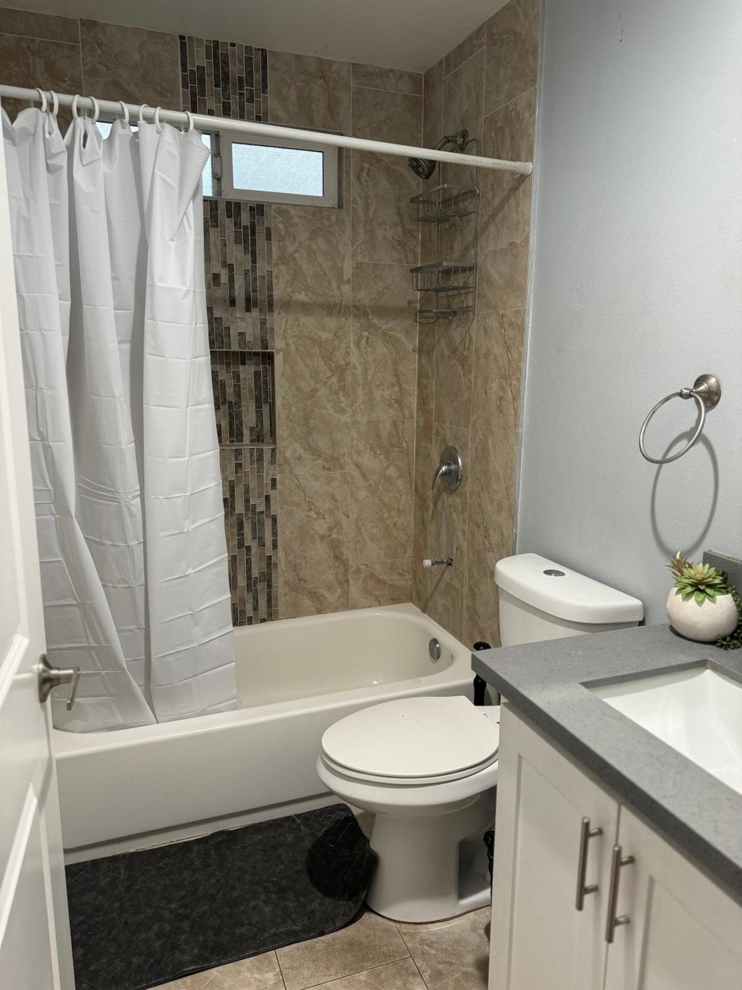 Hostel California Castle - Fashion District - Dtla - Flexible *