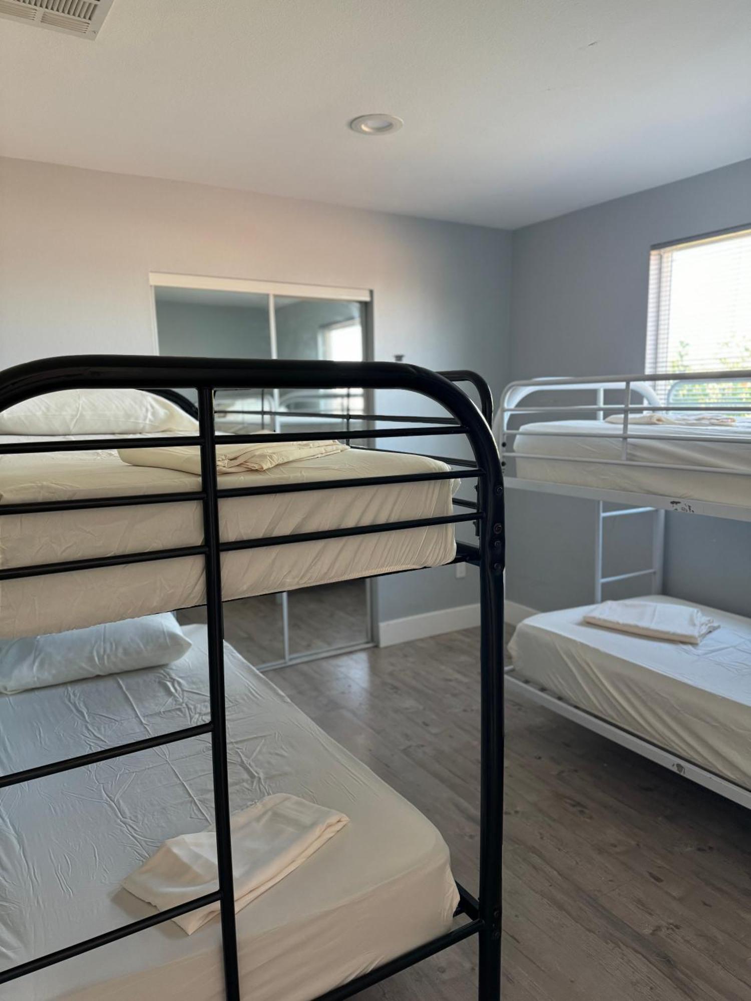 Hostel California Castle - Fashion District - Dtla - Flexible
