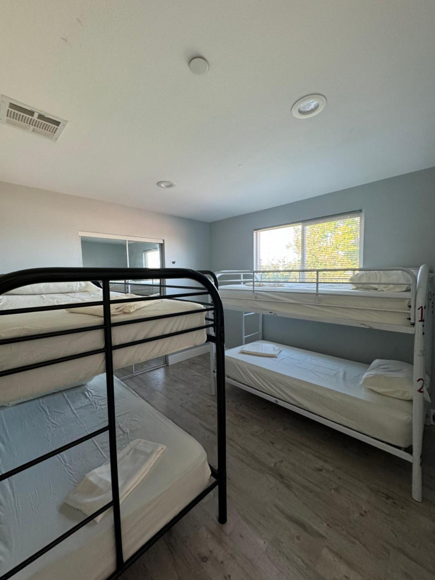 California Castle - Fashion District - Dtla - Flexible *