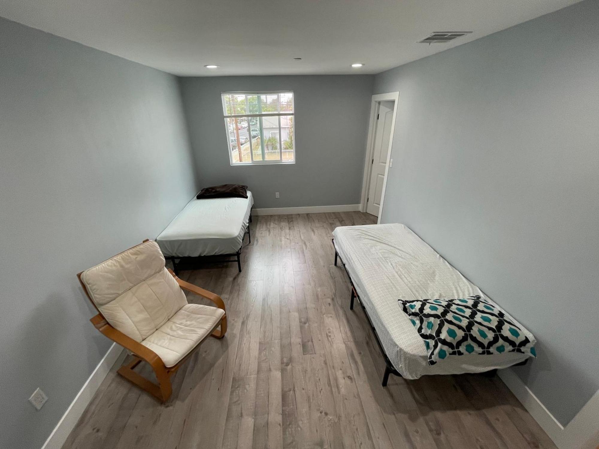 California Castle - Fashion District - Dtla - Flexible *