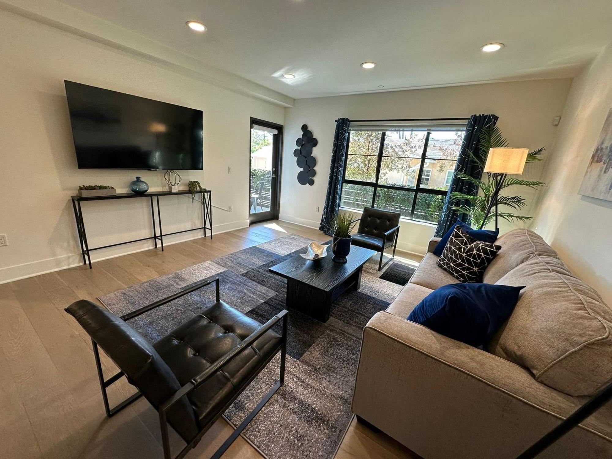 The Century Cozy 3 Bedroom With Free Parking! 303 Apartment Los Angeles