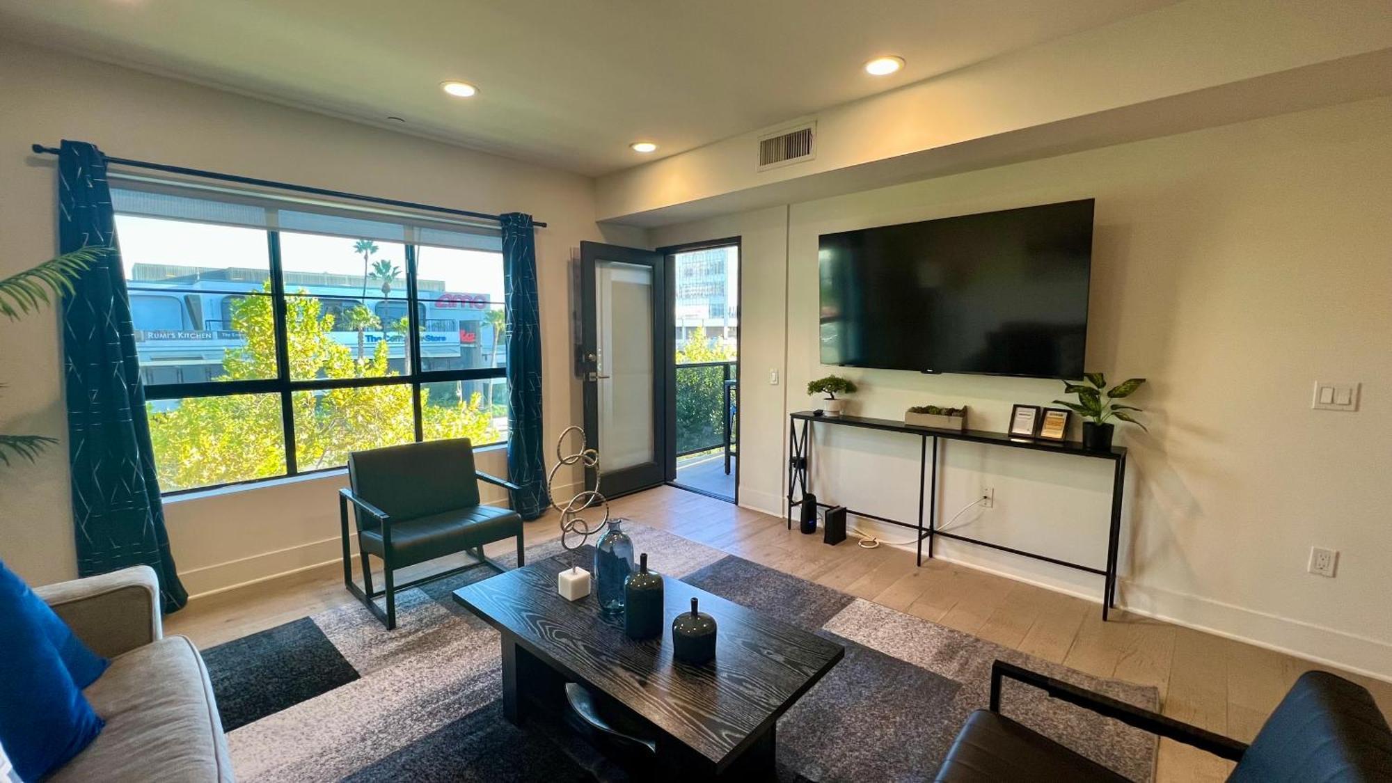 The Century Cozy 3 Bedroom With Free Parking! 303 Apartment Los Angeles