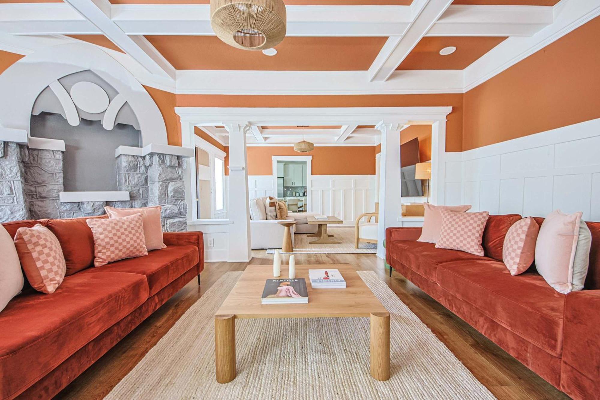 Stunning 9br Build Your Group Vacation Memories *