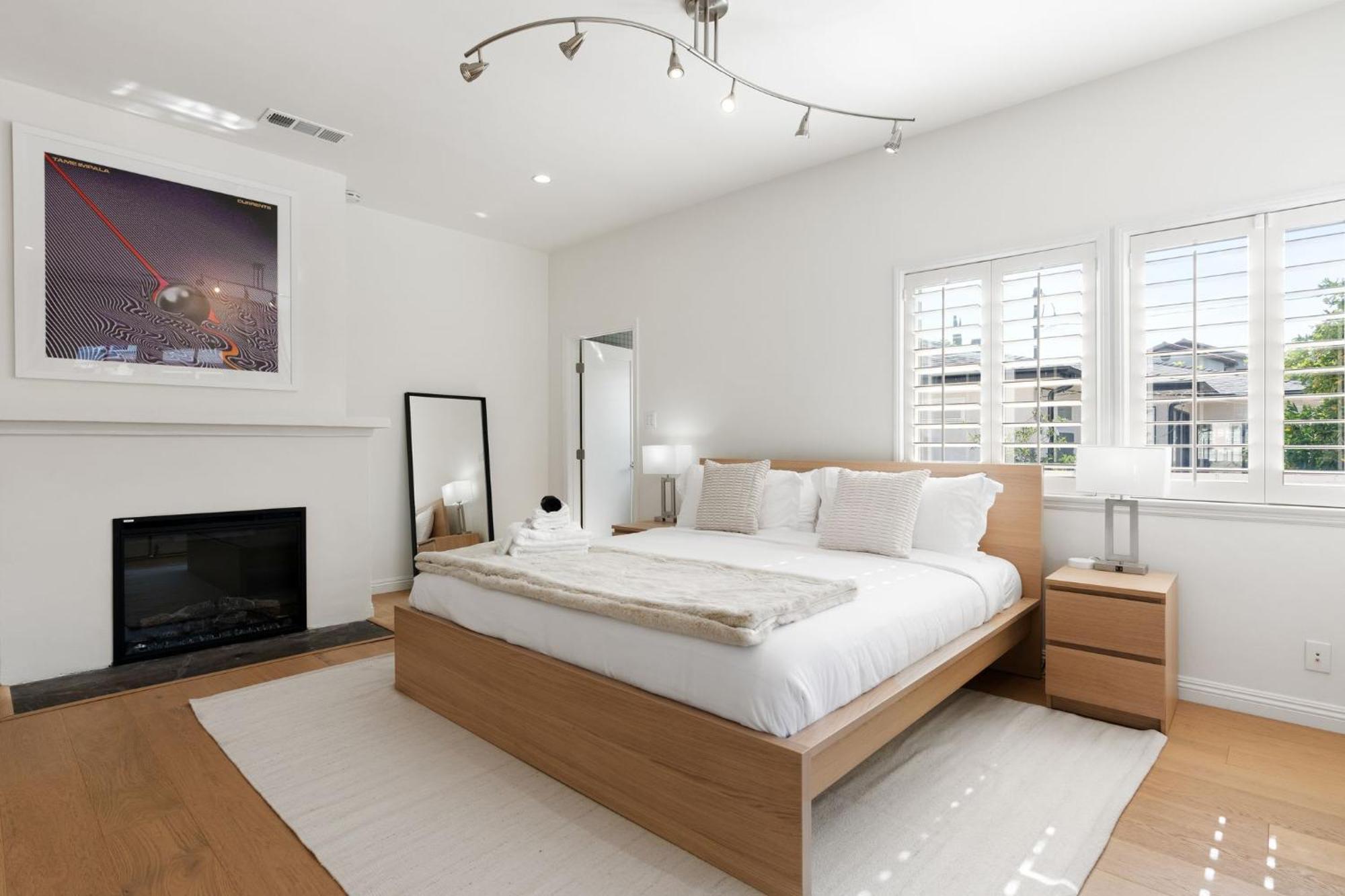 Holiday home New Listing Sound Stage By Colby And Conrad *