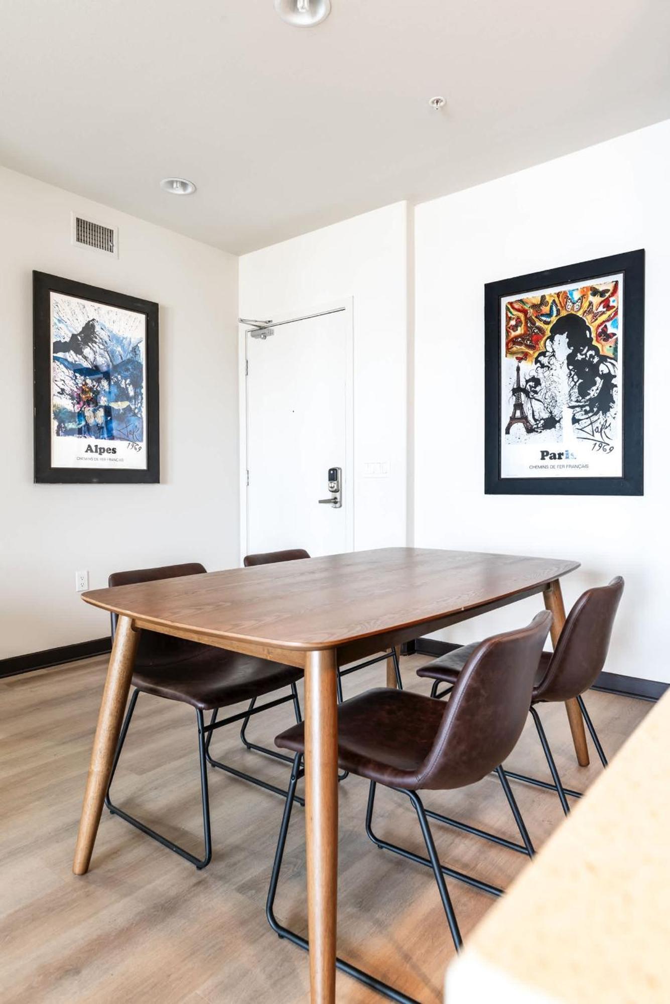 Apartment New 2br Weho Getaway D *
