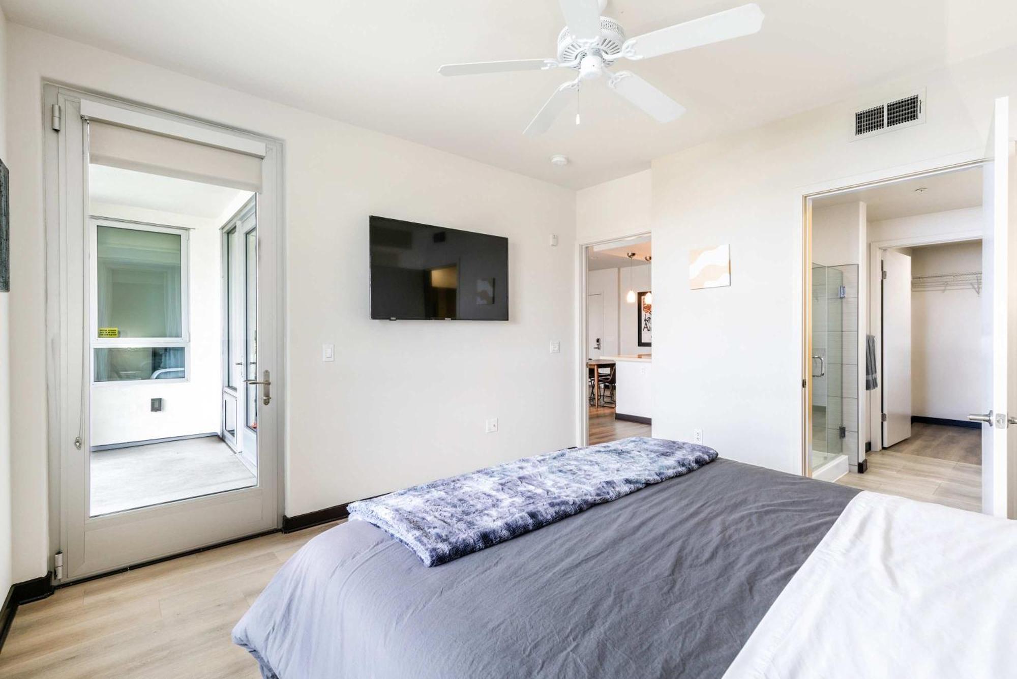 Apartment New 2br Weho Getaway D Los Angeles