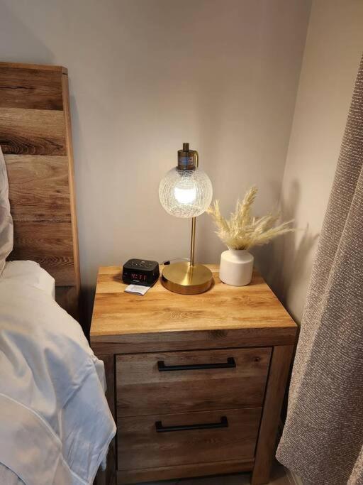 Spacious 1 Bed Adu In Encino, Away From Holiday home Los Angeles