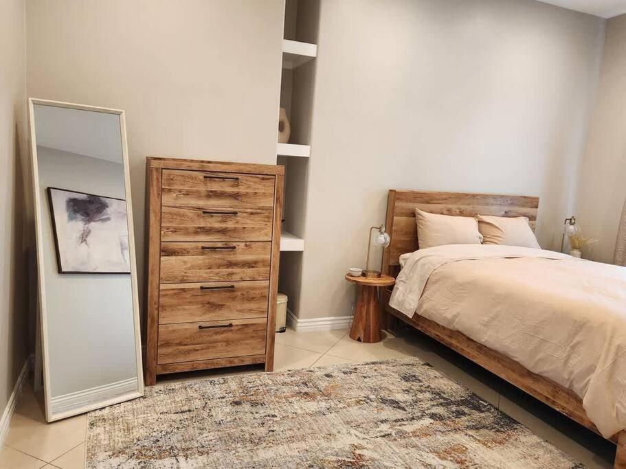 Holiday home Spacious 1 Bed Adu In Encino, Away From *