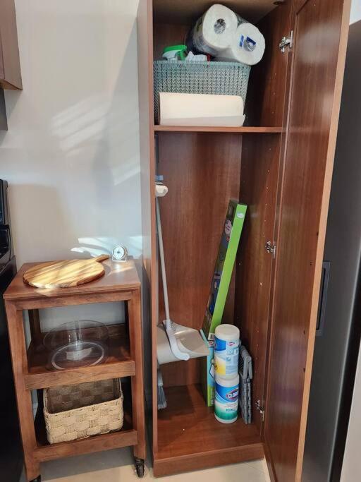 Spacious 1 Bed Adu In Encino, Away From Holiday home