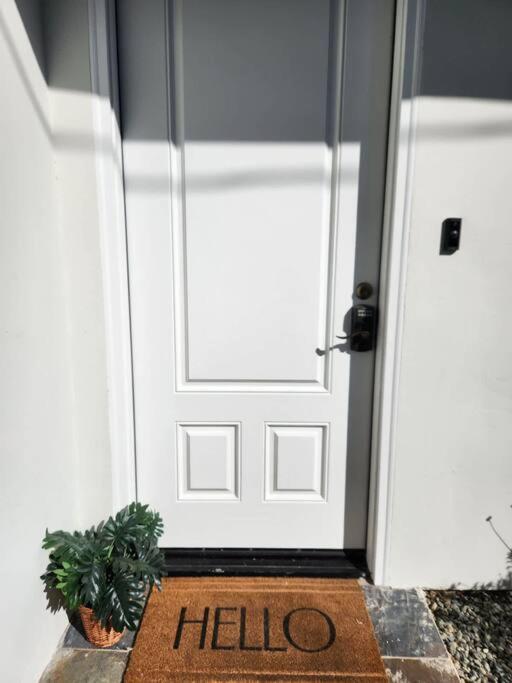 Spacious 1 Bed Adu In Encino, Away From Holiday home *