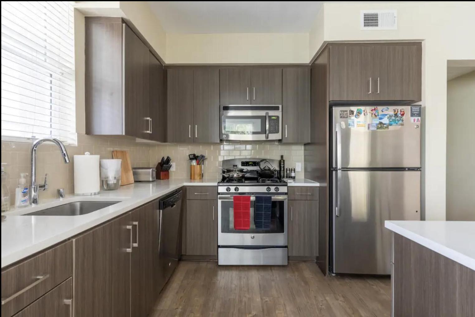 Beautiful Getaway Near Venice Apartment Los Angeles