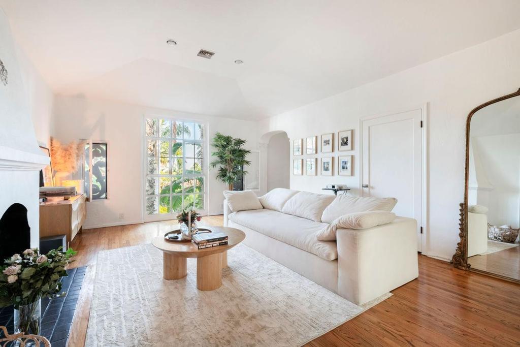 Luxurious Chic Chateau Iconic Sunset Strip Weho * Los Angeles