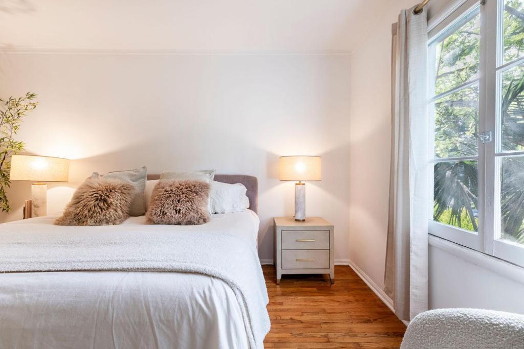 Luxurious Chic Chateau Iconic Sunset Strip Weho *