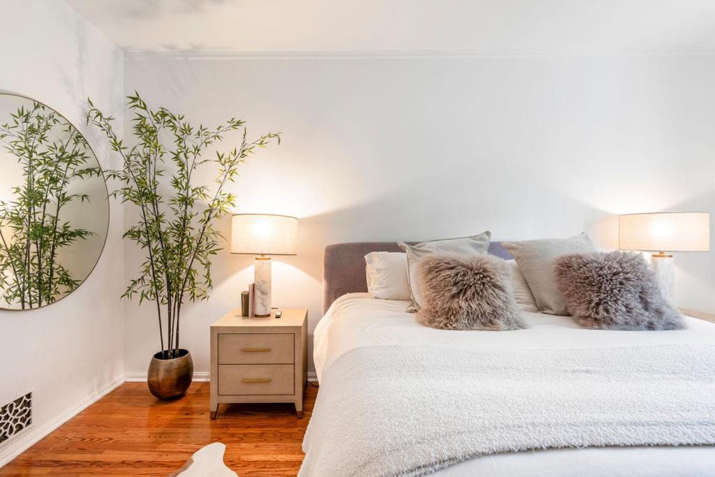 Apartment Luxurious Chic Chateau Iconic Sunset Strip Weho