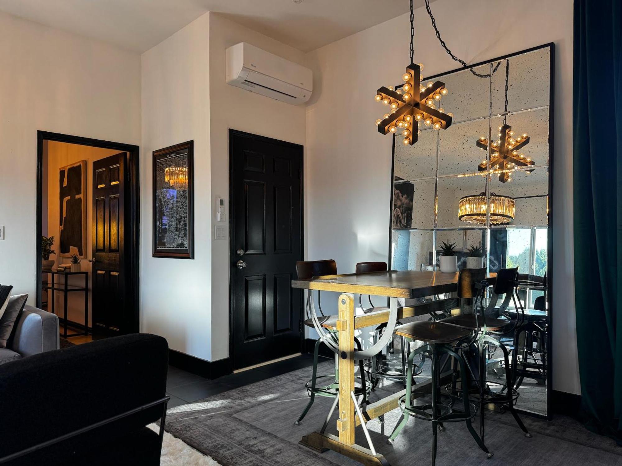 The Loft At Butler Apartment *