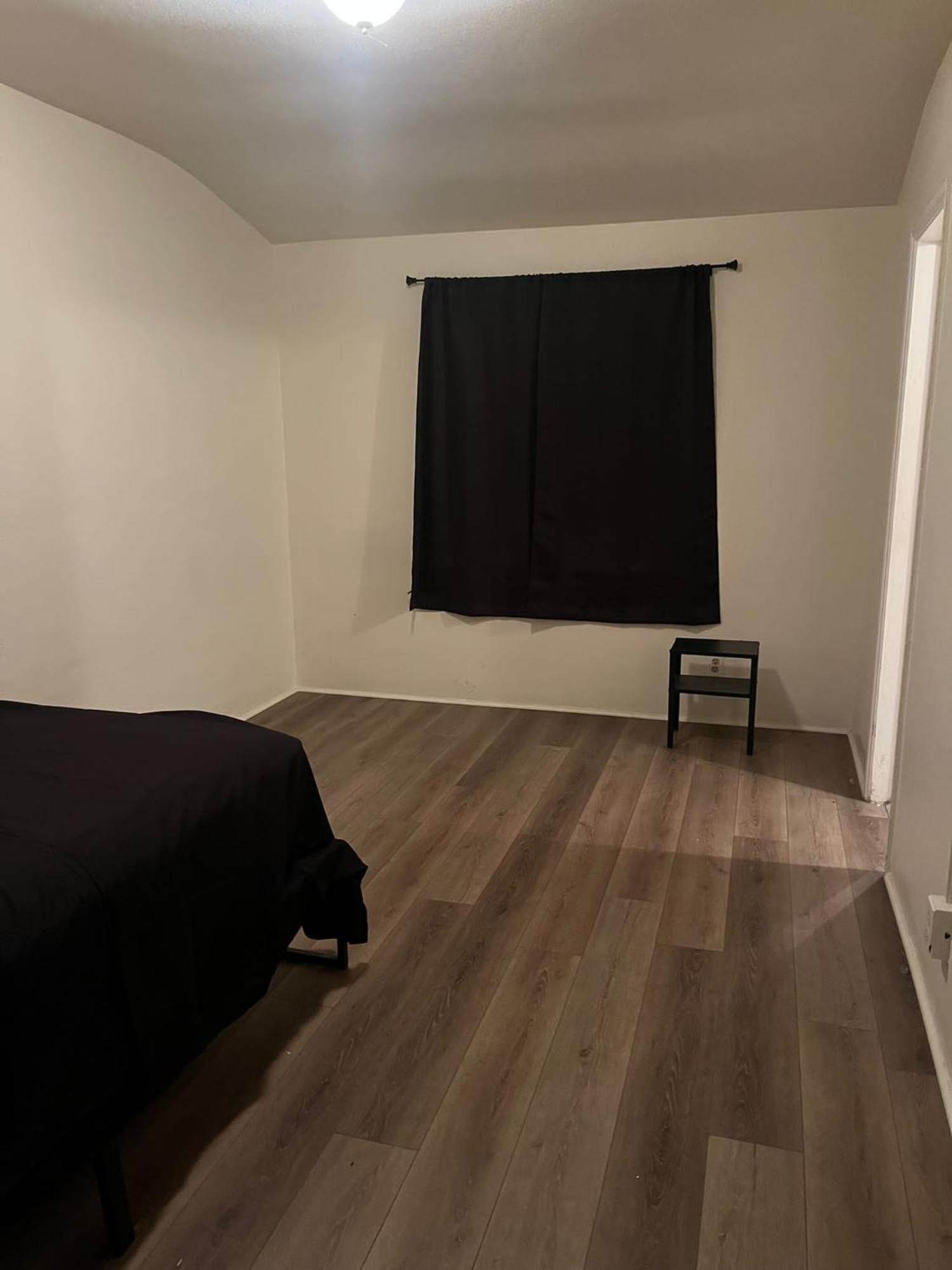 Nuys Homes For The Soul Hostel *