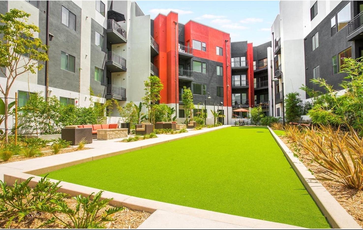 A-class Lavish 2 Bed In Woodland Hills Ca * Los Angeles