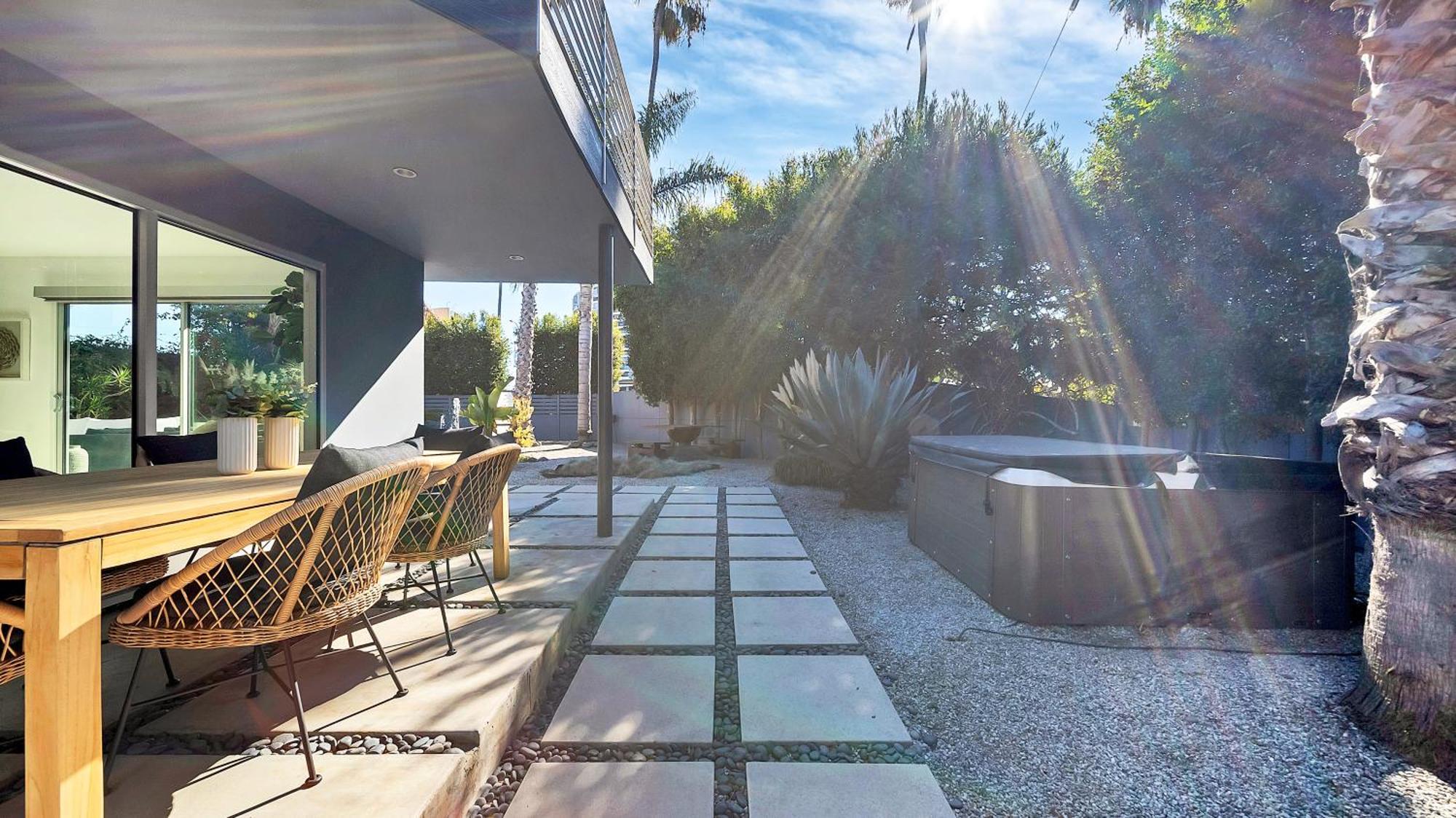 Cheerful 4bedrooms 2.5bath Venice Beach Ca Los Angeles