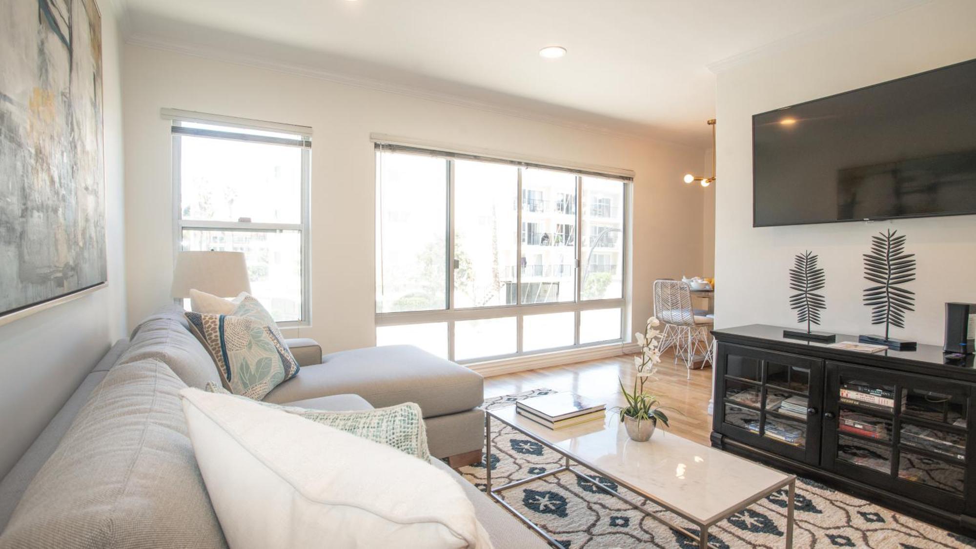Ocean View Apartment Los Angeles