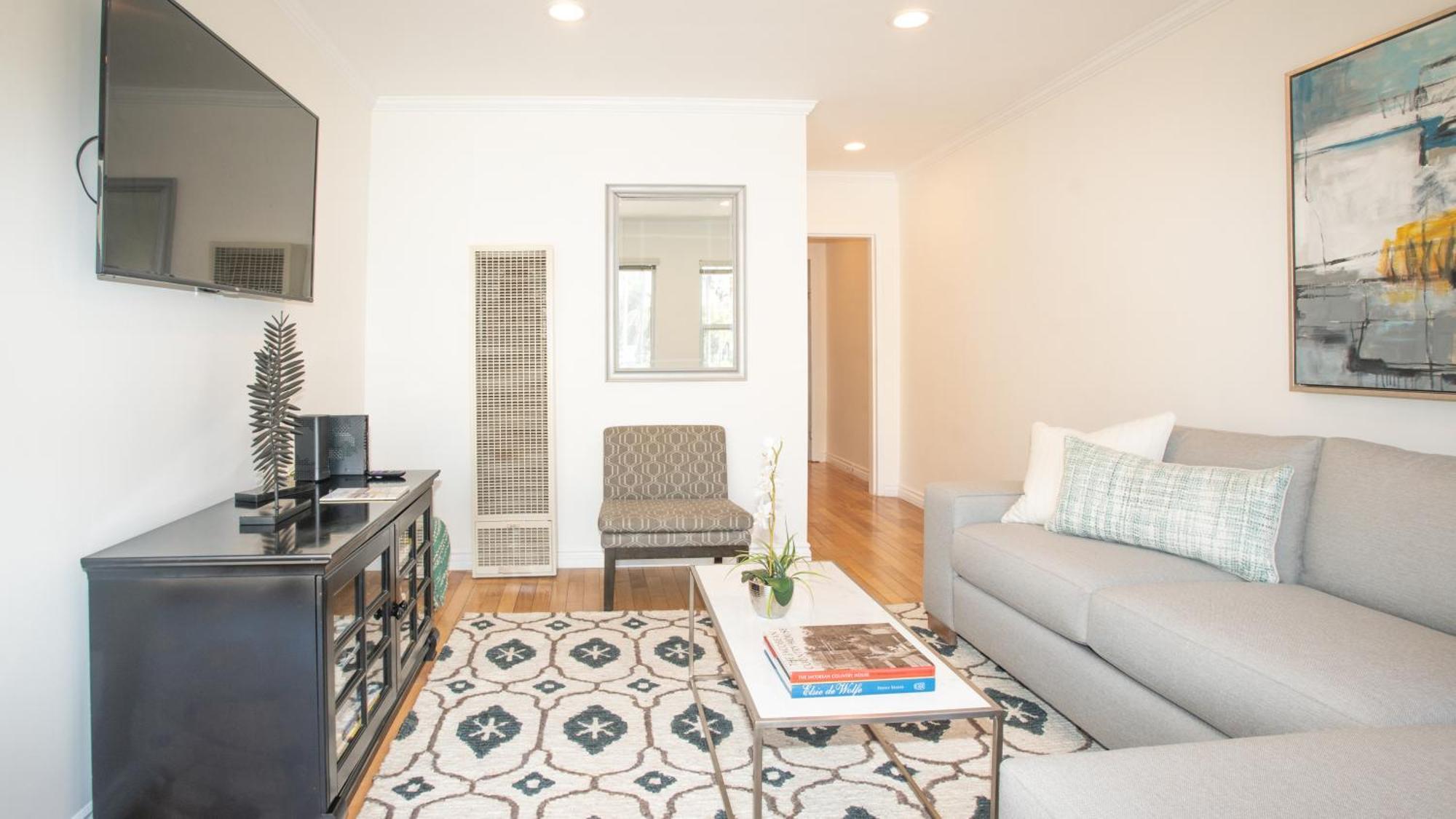 Ocean View Apartment Los Angeles