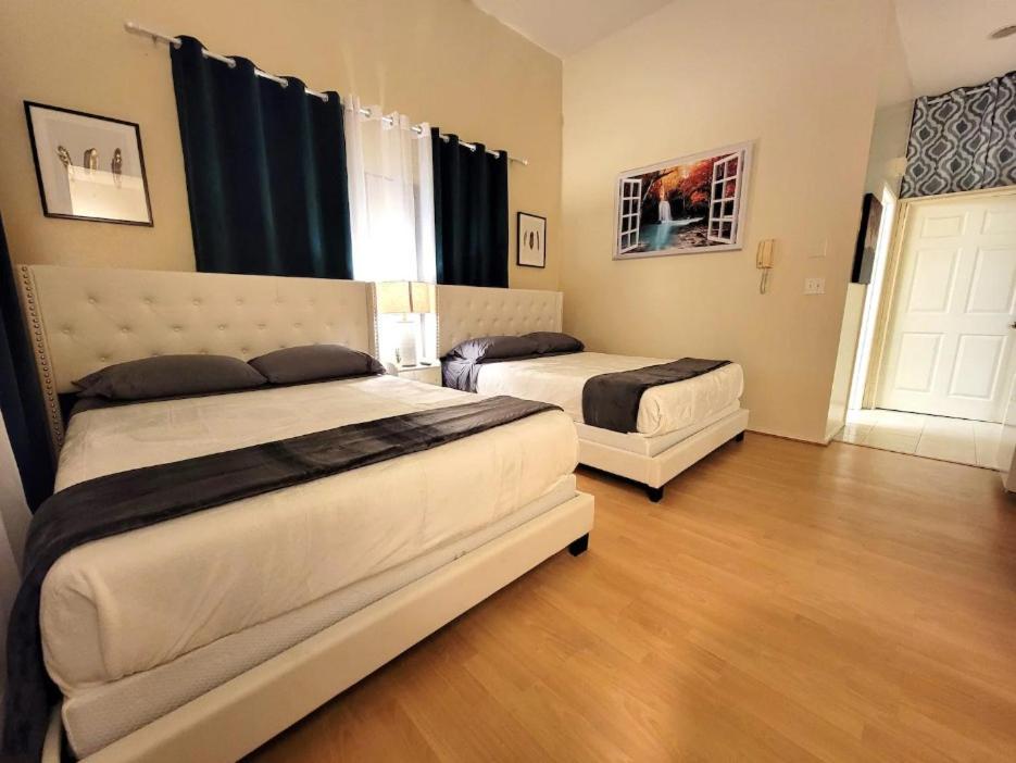 Spacious With Two Queen Beds Near Beverlywood 5 Minutes To Rodeo Drive * Los Angeles