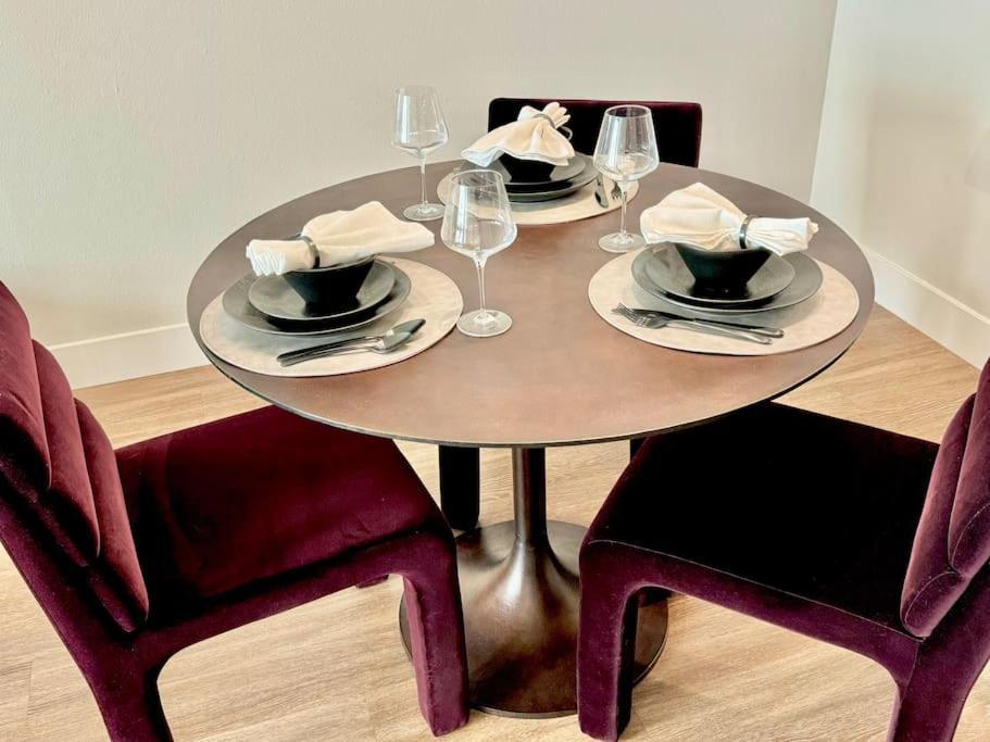 Cozy Large 1 Bedroom By Ucla Aparthotel *