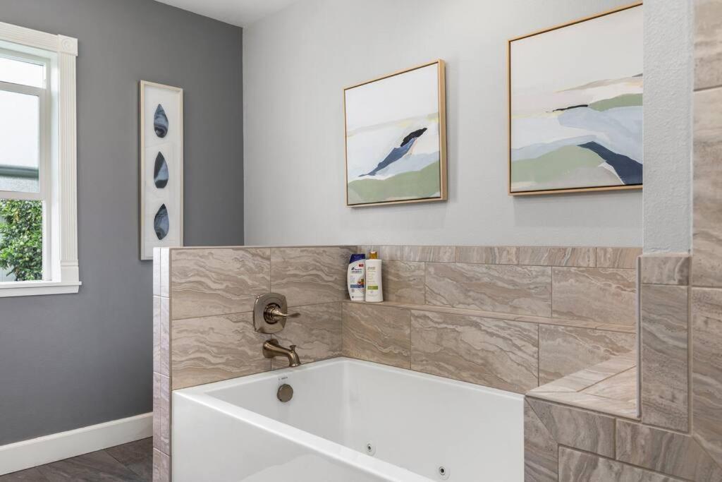 Goode Homes Luxury Family Los Angeles