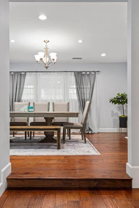 Goode Homes Luxury Family Los Angeles